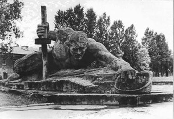 The memorial ensemble «То the Brest Fortress Defenders». 1970. «Thirst» Sculpture. 1970. Concrete